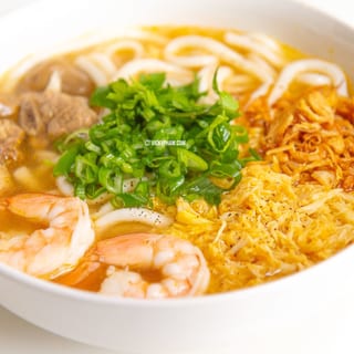 Seafood Oolong Noodle (Thick Round Noodle)