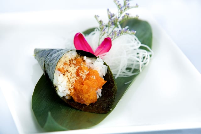 Spicy Salmon Hand Roll (1 Piece).