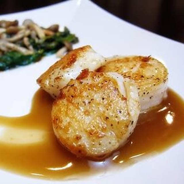 22. Scallop in Garlic Sauce.