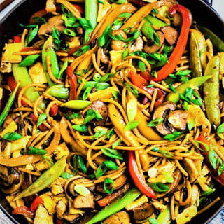L21. Vegetable Lo Mein