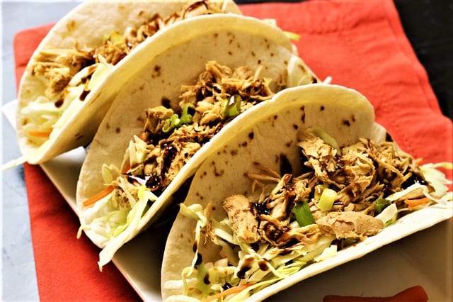 G16. Moo Shu Chicken (with 4 Tortillas).