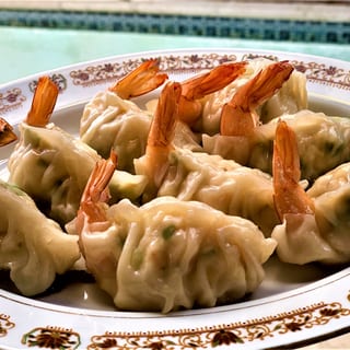113. Shrimp Dumplings (8 Pieces)
