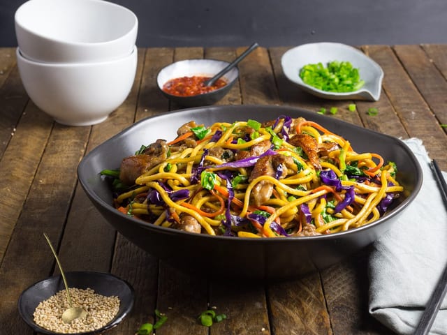 L21. Pork Lo Mein.