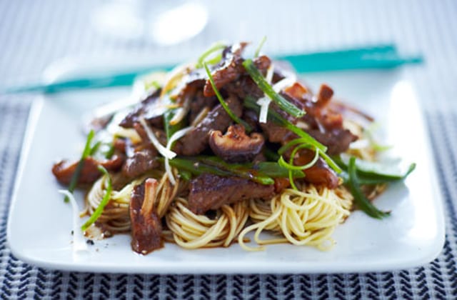L20. Beef Chow Mein.