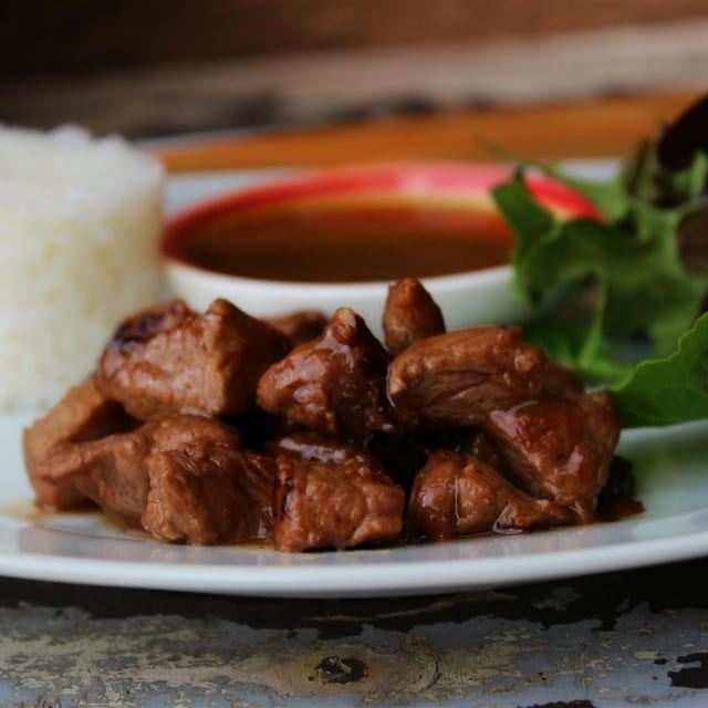 07. Beef with Garlic Sauce.