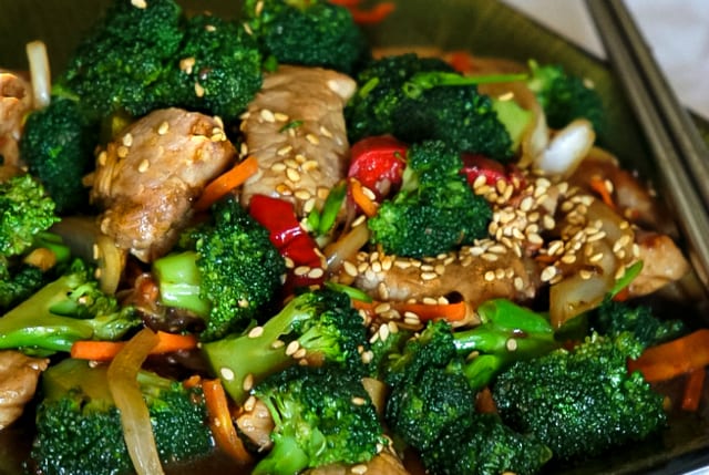 08. Pork with Broccoli.