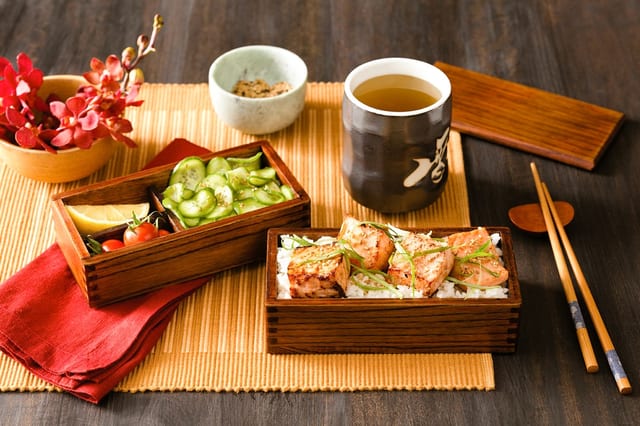 Salmon Filet (Bento).
